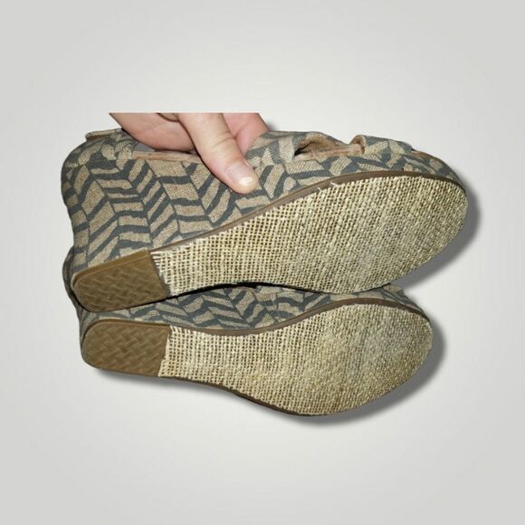 TOMS SIERRA CANVAS STRAPPY WEDGE SANDALS SIZE W8 - Picture 9 of 9